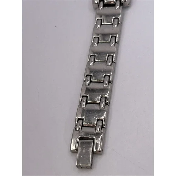 Merona Women's Tank Quartz Watch Silver Tone 7.5" Band 19mm Case-‎ New Battery - Picture 6 of 9